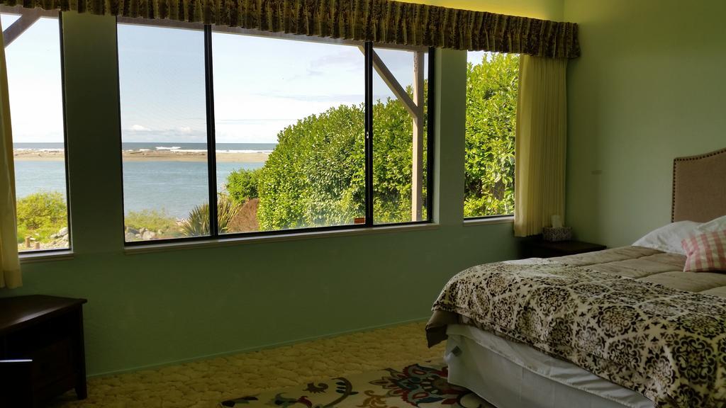 Arky'S B&B Smith River Room photo